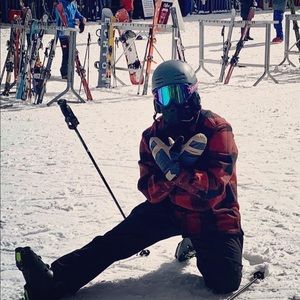 Meet your Posher, Christian